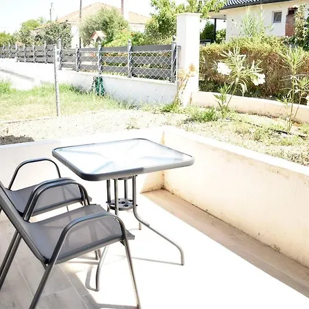 Malux Maisonettes Apartment Nea Kallikrateia